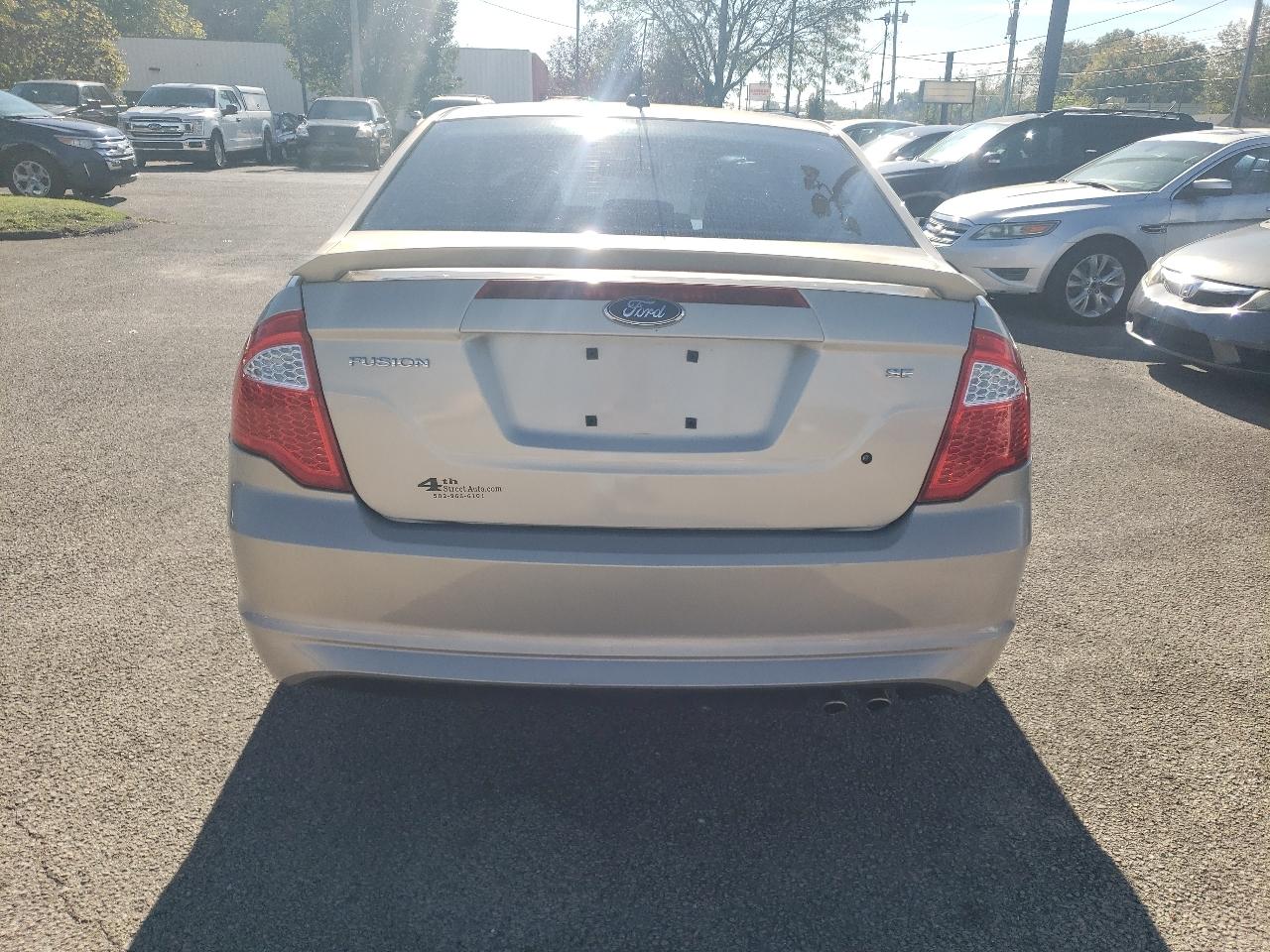 Ford Fusion SE 2010