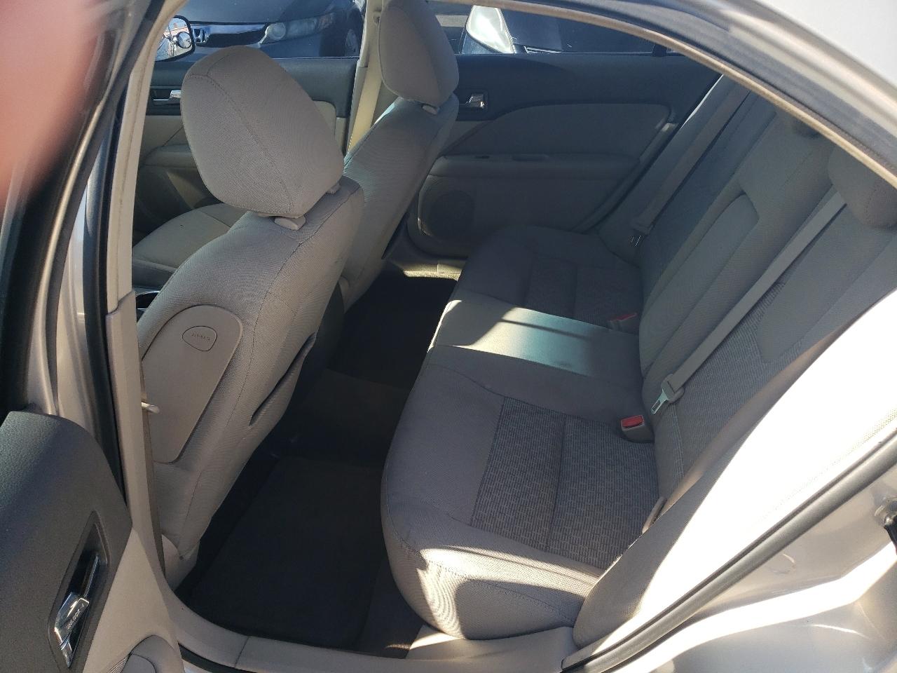 Ford Fusion SE 2010
