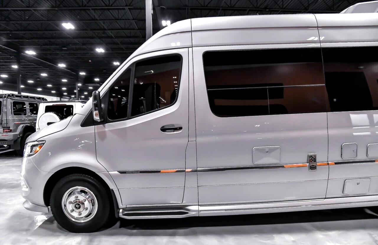 Mercedes-Benz Sprinter 3500 XD 170-in. WB 2022 Mercedes-Benz Sprinter 3500 XD 170-in. WB 2022