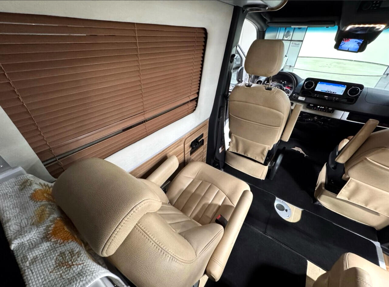 Mercedes-Benz Sprinter 3500 XD 170-in. WB 2022 Mercedes-Benz Sprinter 3500 XD 170-in. WB 2022