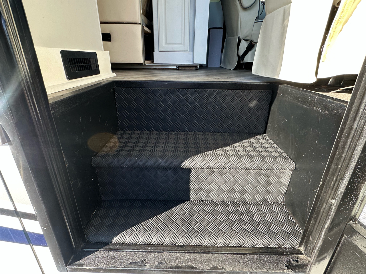 Ford Stripped Chassis Motorhome  2017 Ford Stripped Chassis Motorhome  2017