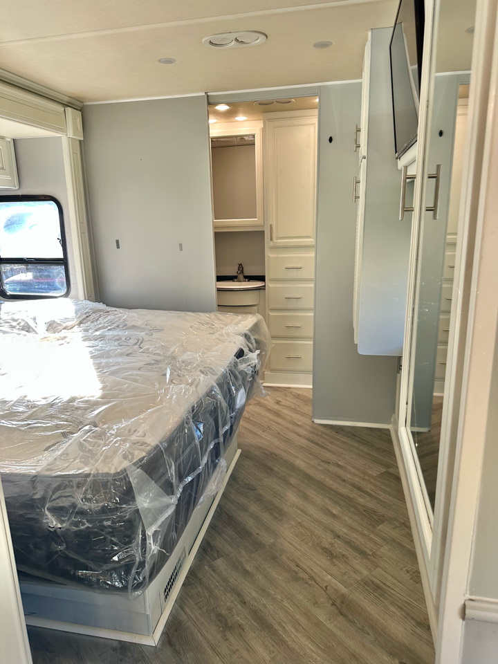 Ford Stripped Chassis Motorhome  2017 Ford Stripped Chassis Motorhome  2017