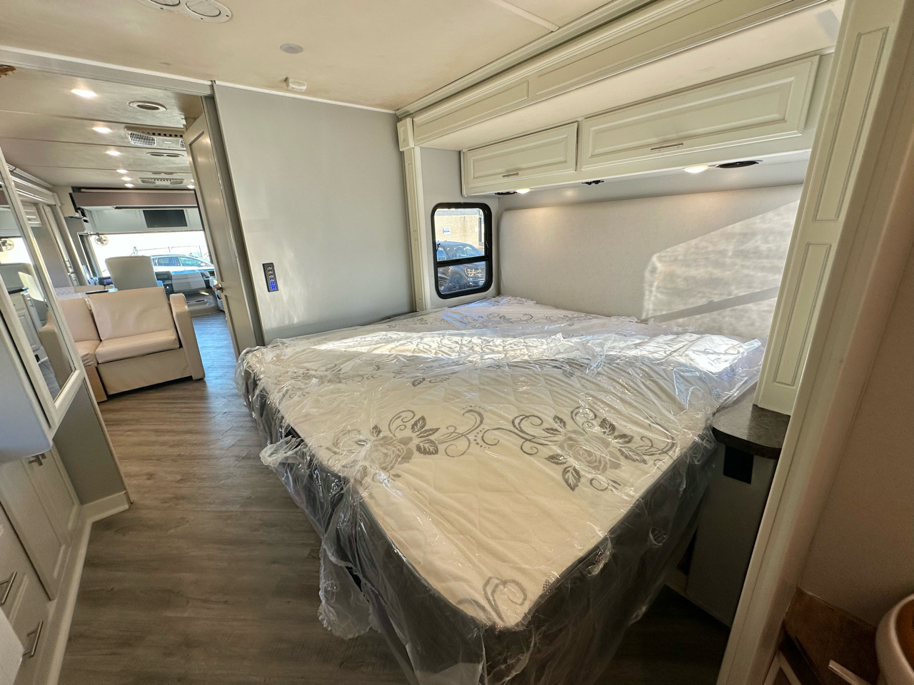 Ford Stripped Chassis Motorhome  2017 Ford Stripped Chassis Motorhome  2017