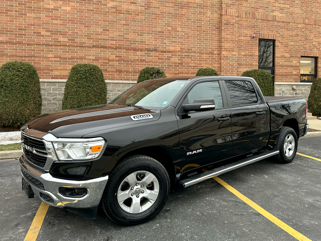 RAM 1500 Big Horn Crew Cab SWB 4WD 2021