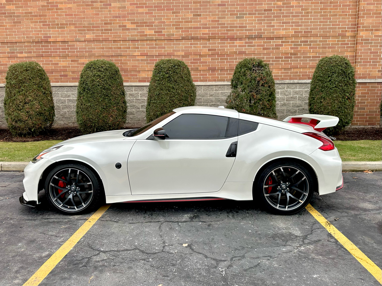 Nissan Z 370Z NISMO Coupe 2019