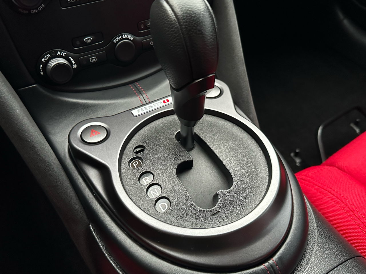 Nissan Z 370Z NISMO Coupe 2019