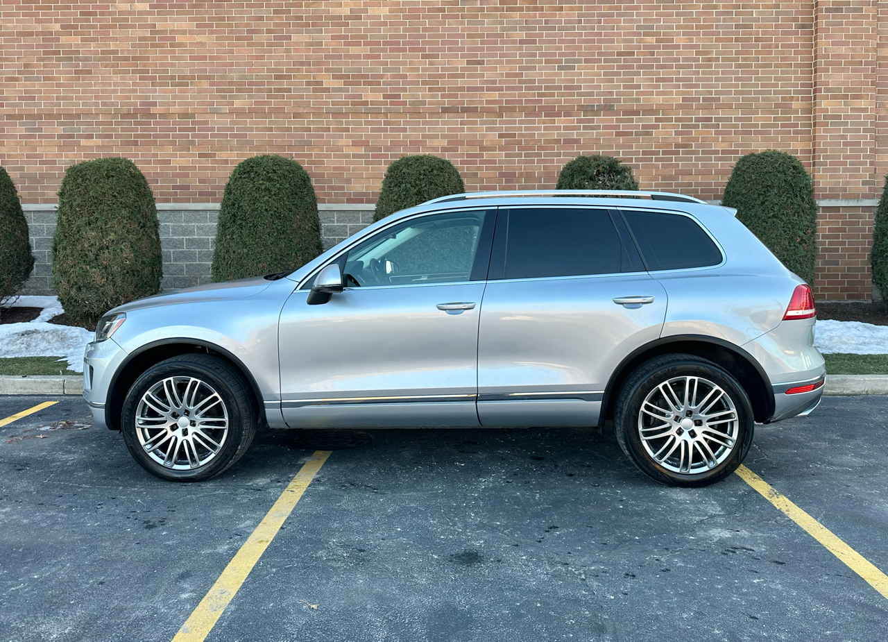 Volkswagen Touareg TDI Sport w/Technology 2016