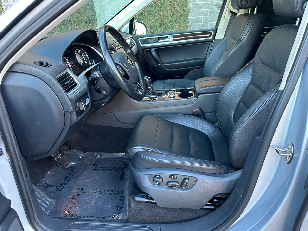 Volkswagen Touareg TDI Sport w/Technology 2016