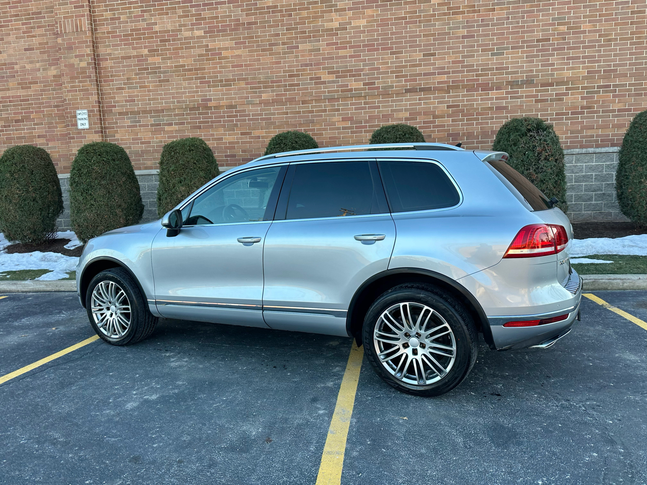 Volkswagen Touareg TDI Sport w/Technology 2016