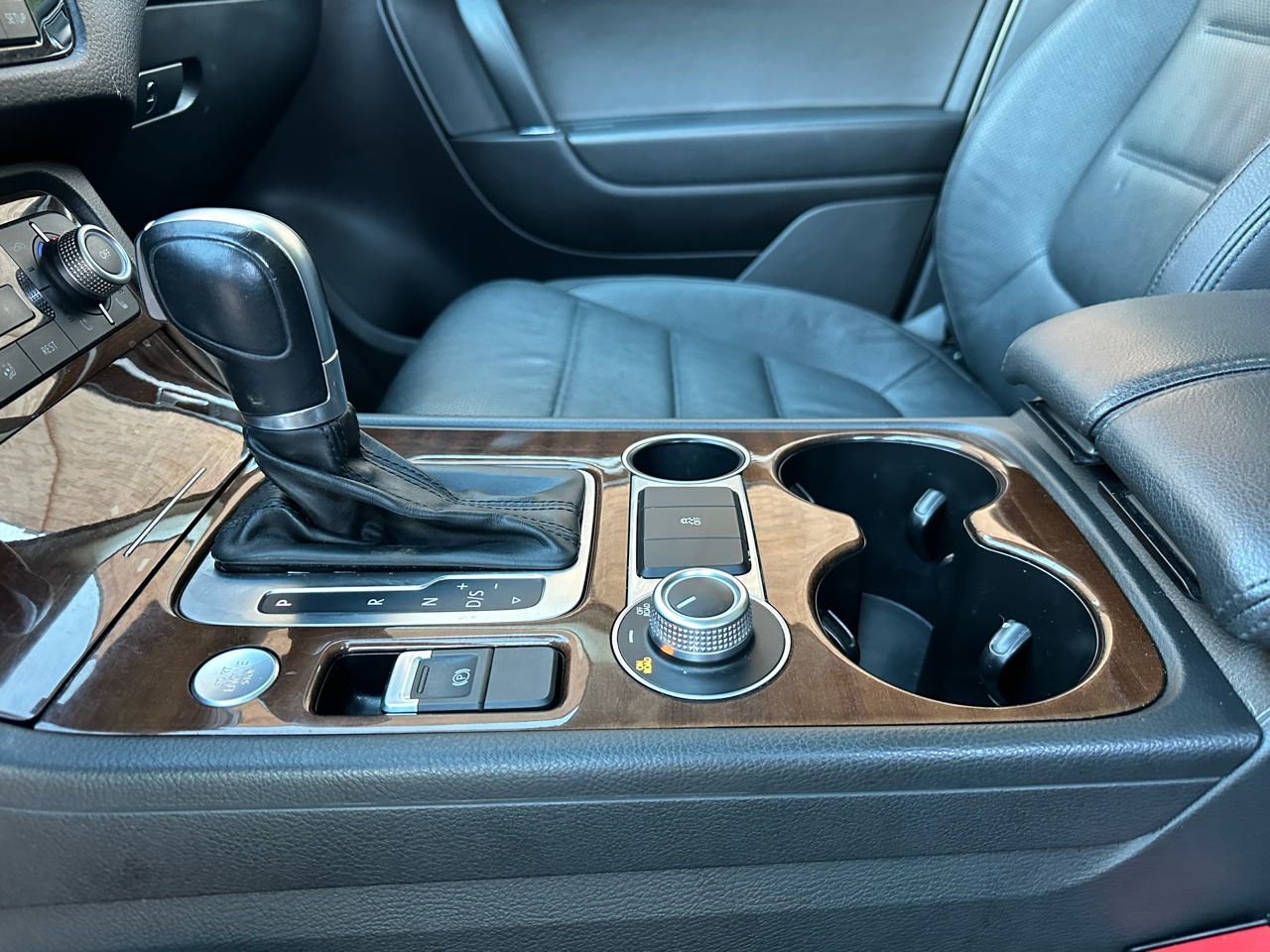 Volkswagen Touareg TDI Sport w/Technology 2016