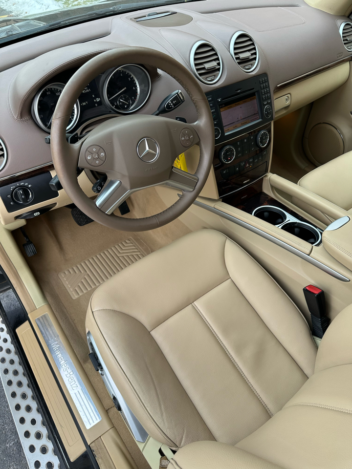 Mercedes-Benz GL-Class GL450 4MATIC 2012