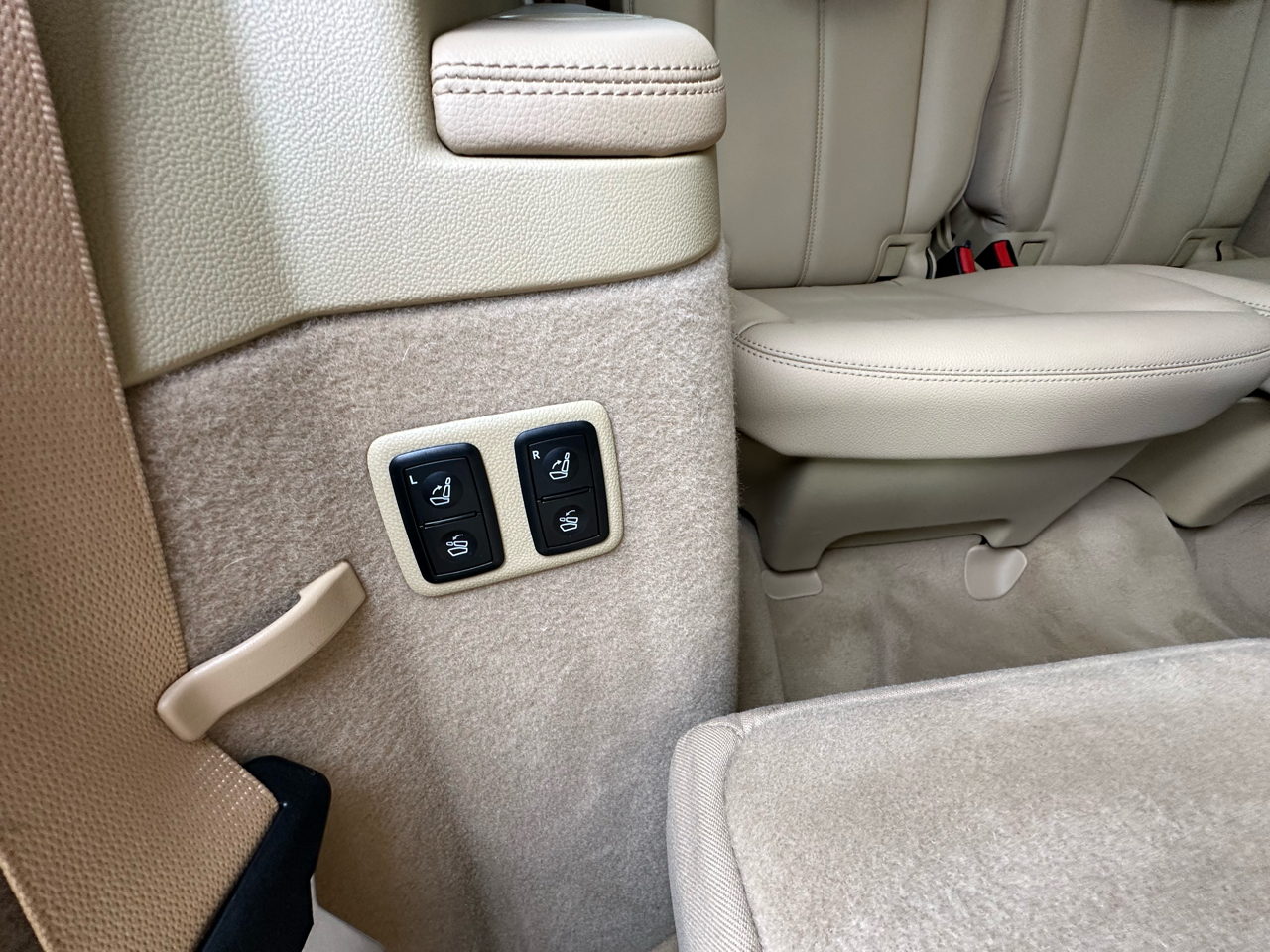 Mercedes-Benz GL-Class GL450 4MATIC 2012