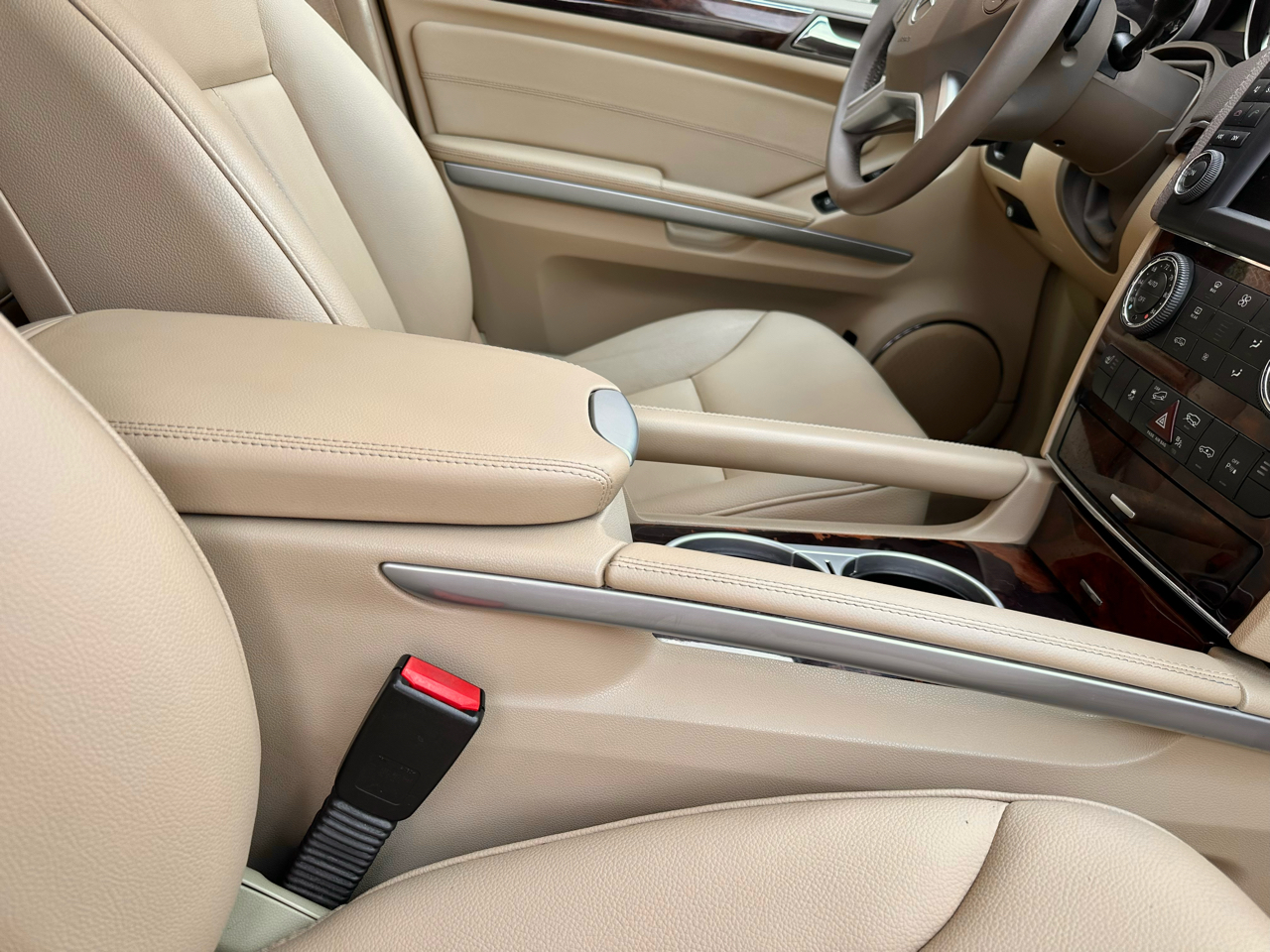 Mercedes-Benz GL-Class GL450 4MATIC 2012