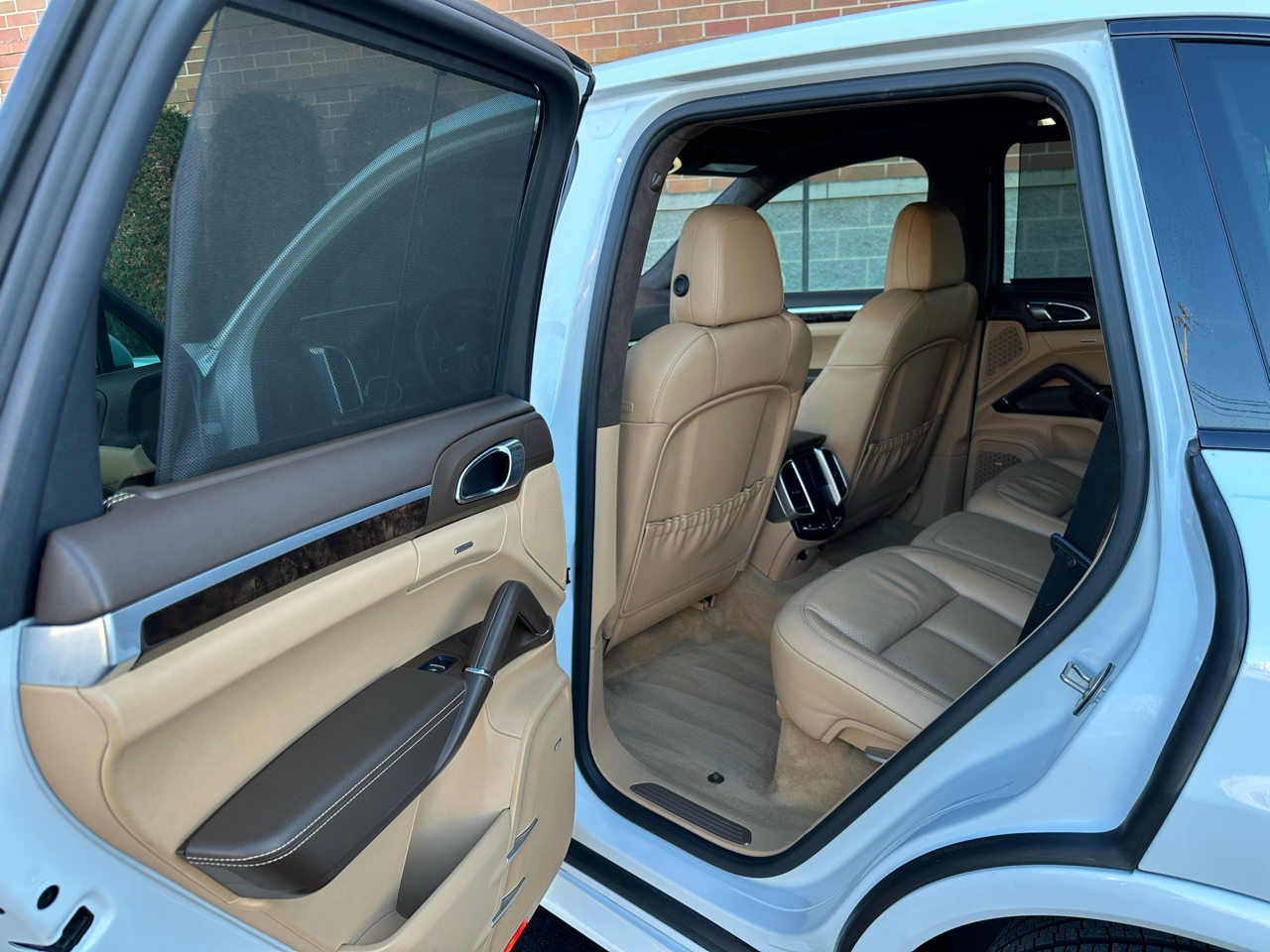 Porsche Cayenne GTS 2016