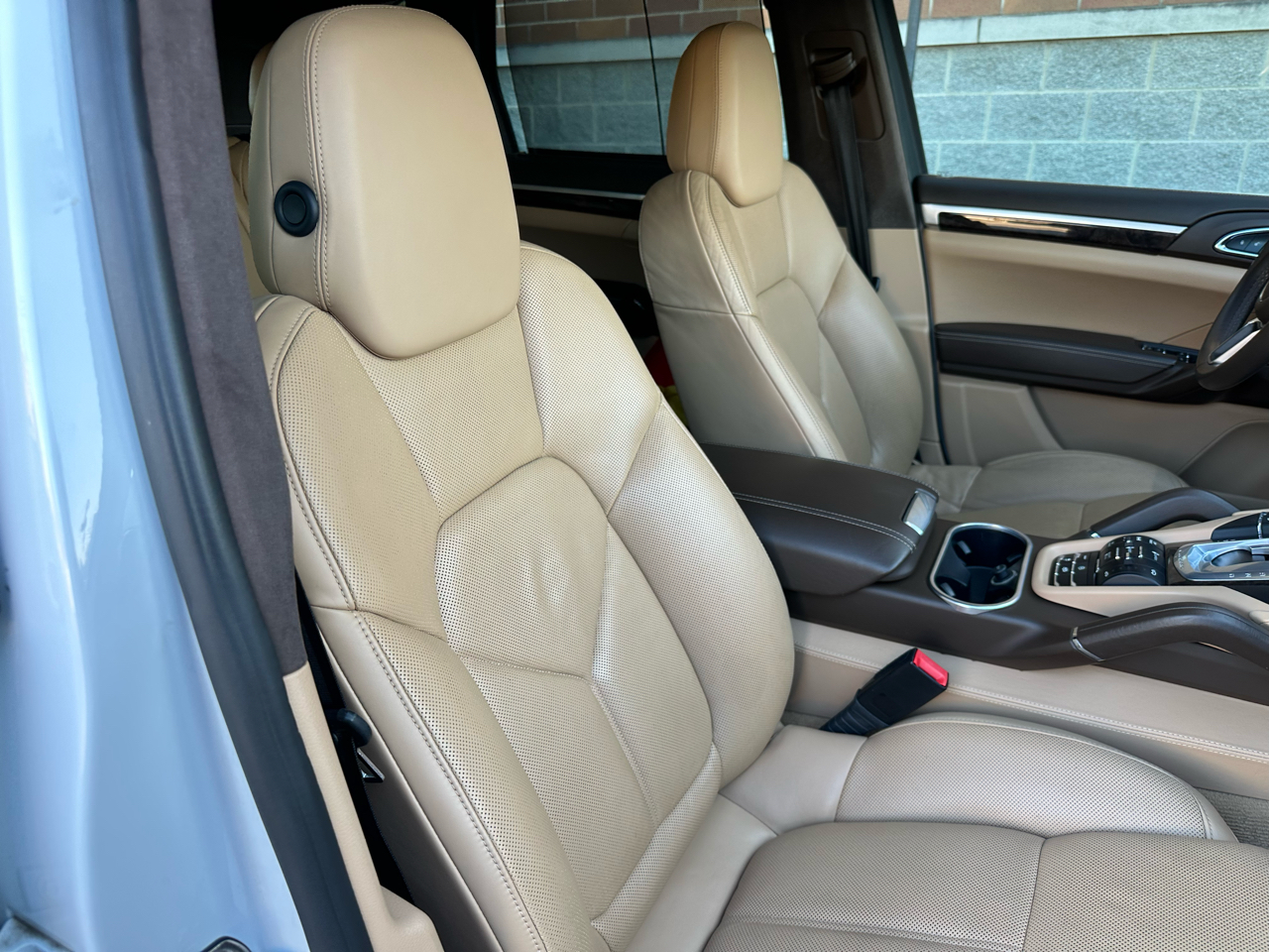 Porsche Cayenne GTS 2016