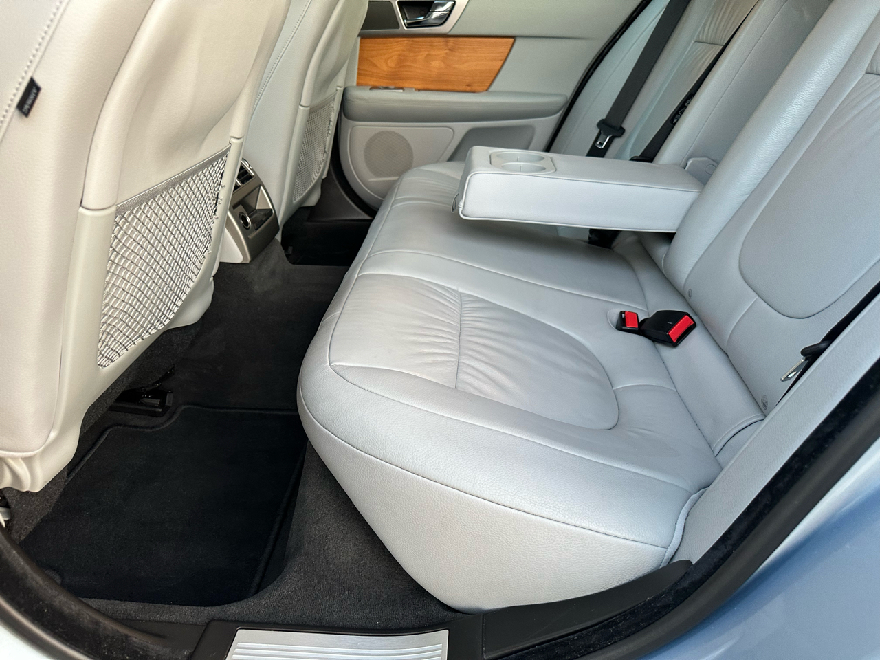 Jaguar XF-Series  2011