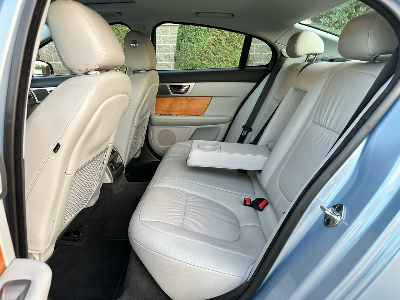 Jaguar XF-Series  2011