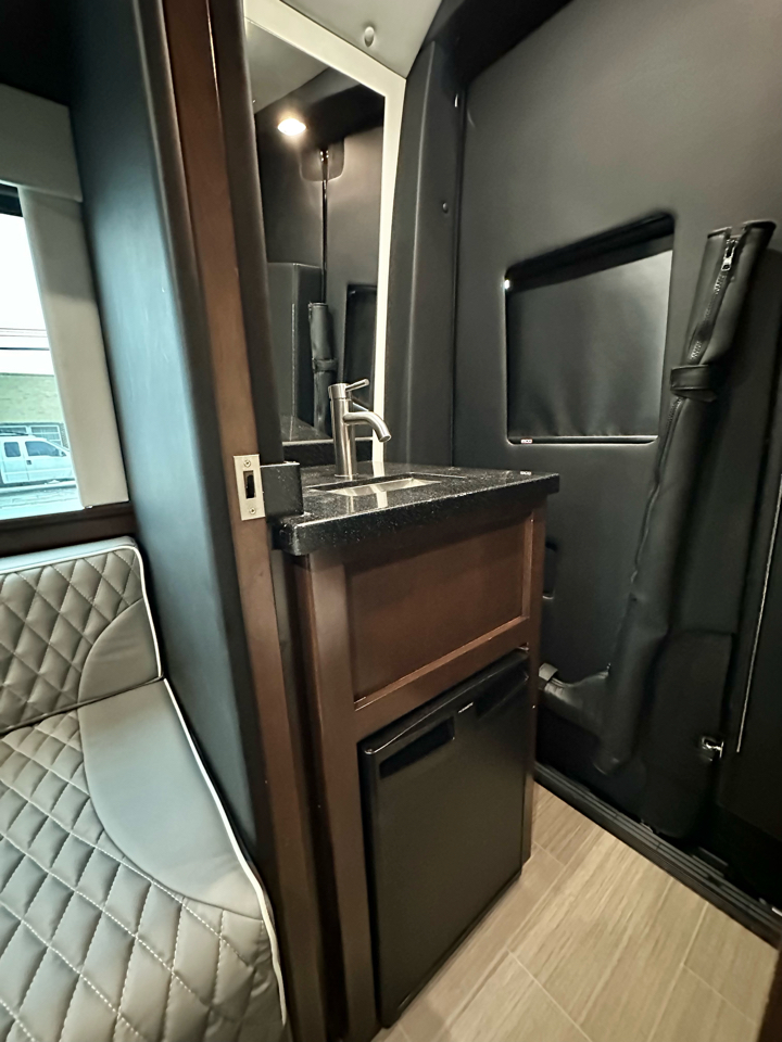 Mercedes-Benz Sprinter 3500 XD 170-in. WB 2020