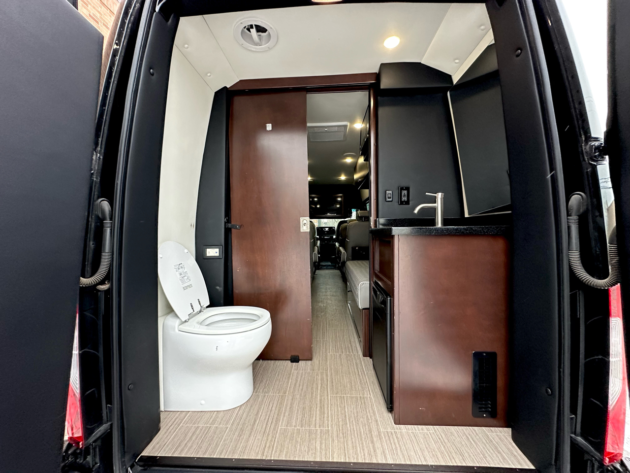 Mercedes-Benz Sprinter 3500 XD 170-in. WB 2020