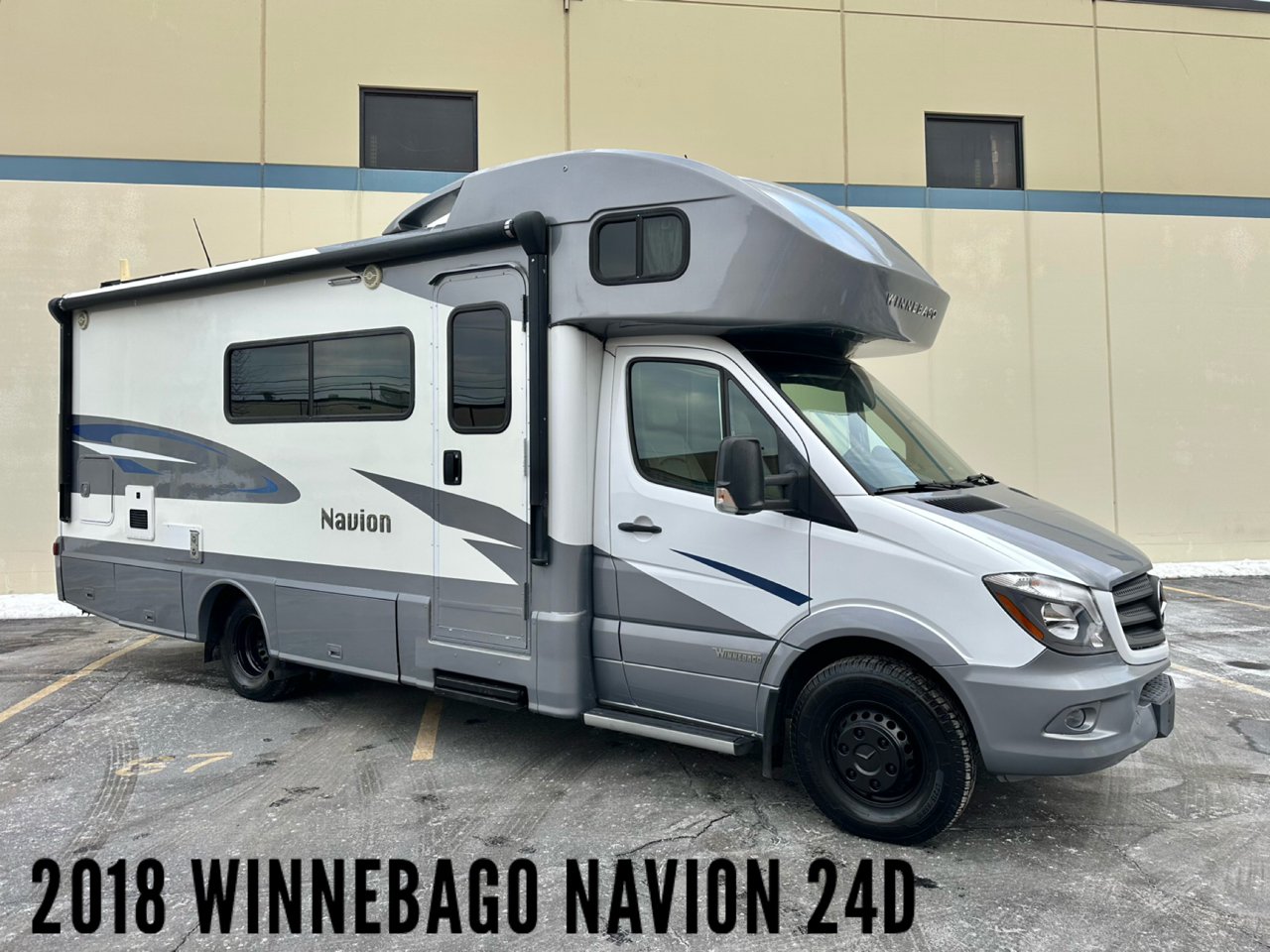 Winnebago Navion  2018