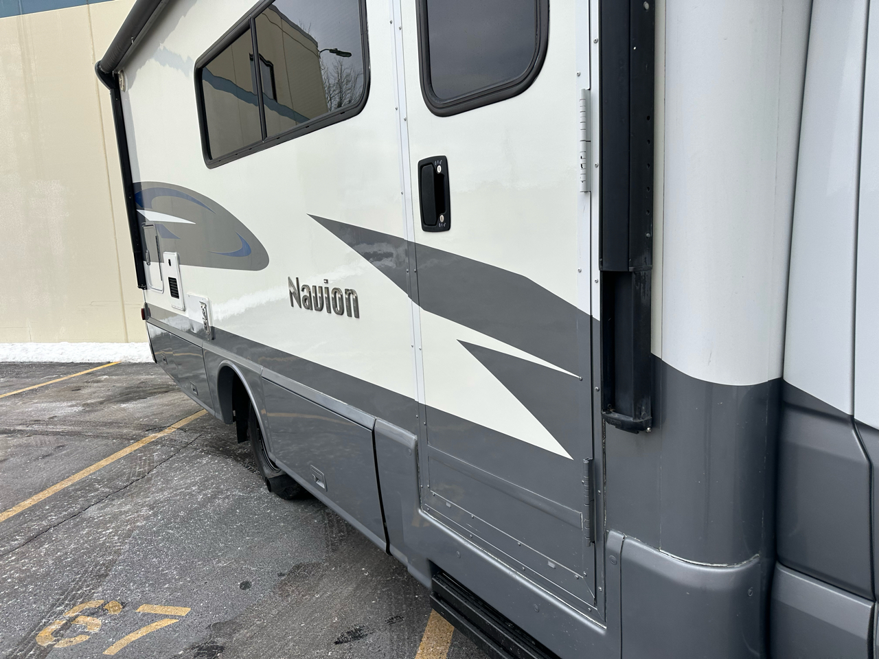 Winnebago Navion  2018