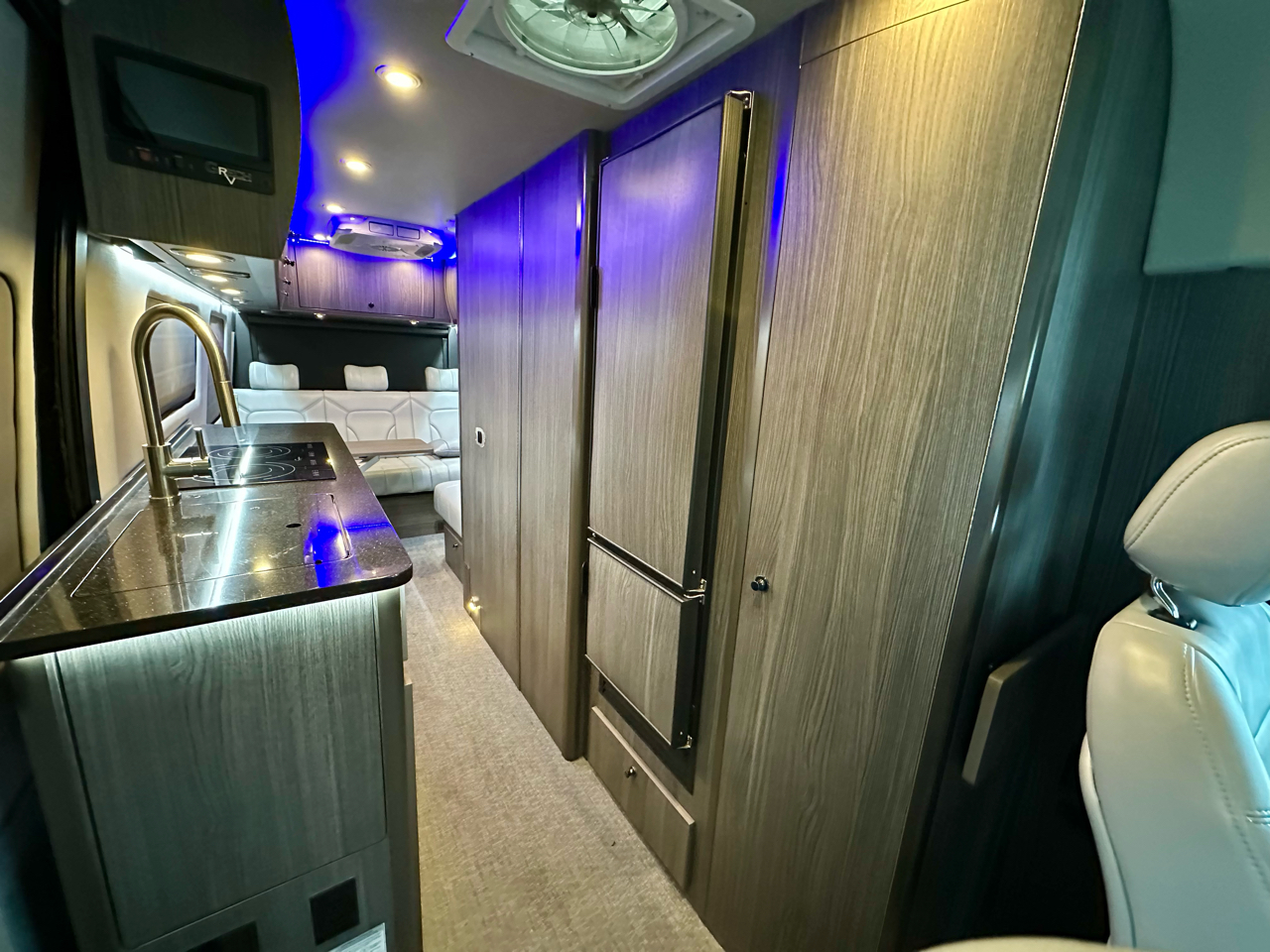 Grech RV STRADA-ion  2024