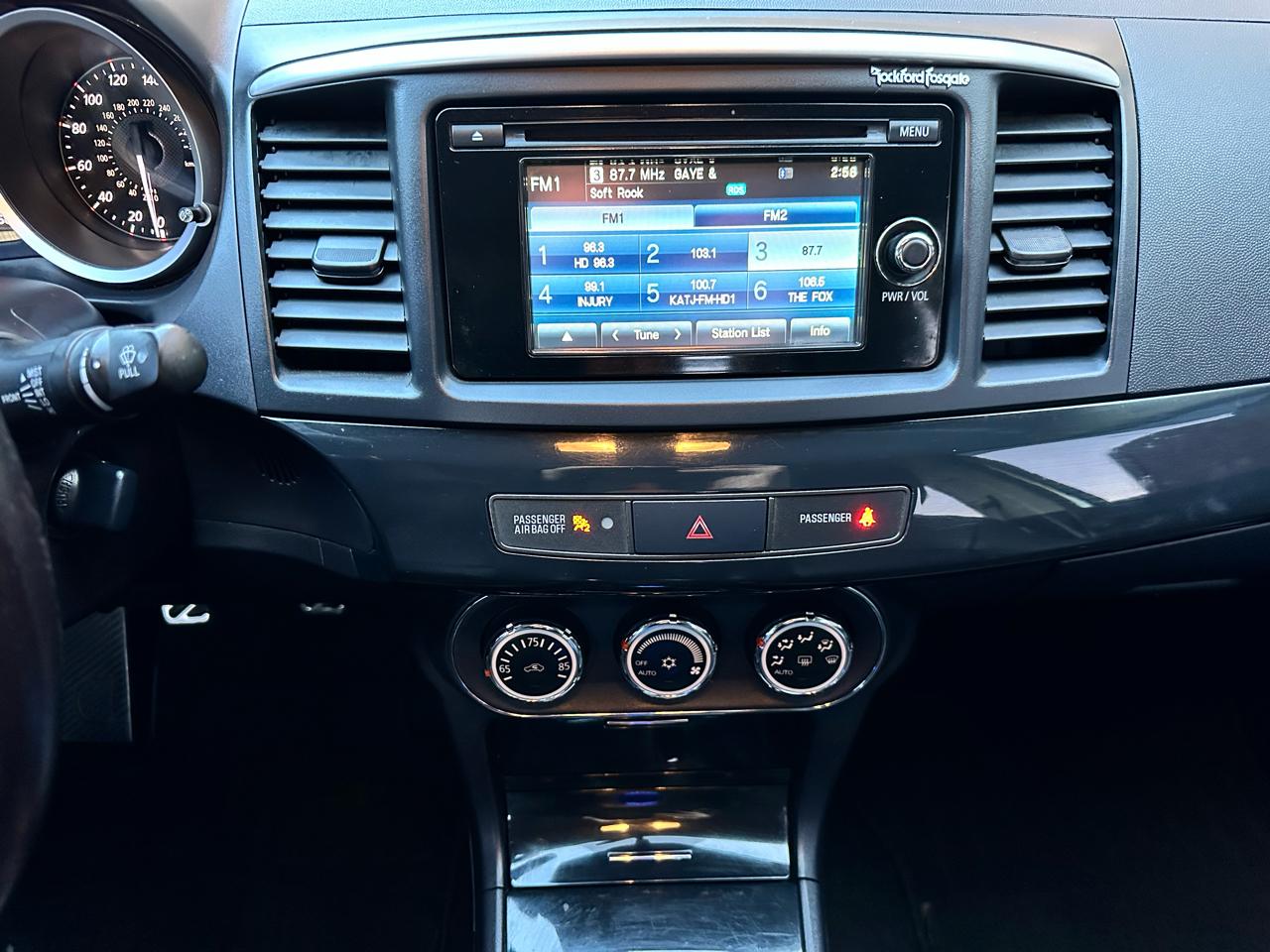 Mitsubishi Lancer Evolution GSR 2015