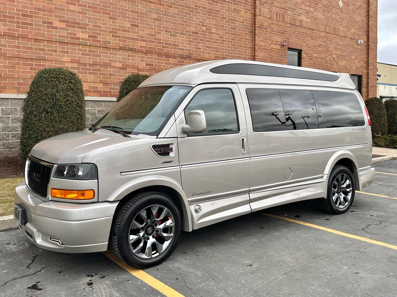 GMC Savana G2500 Cargo 2023