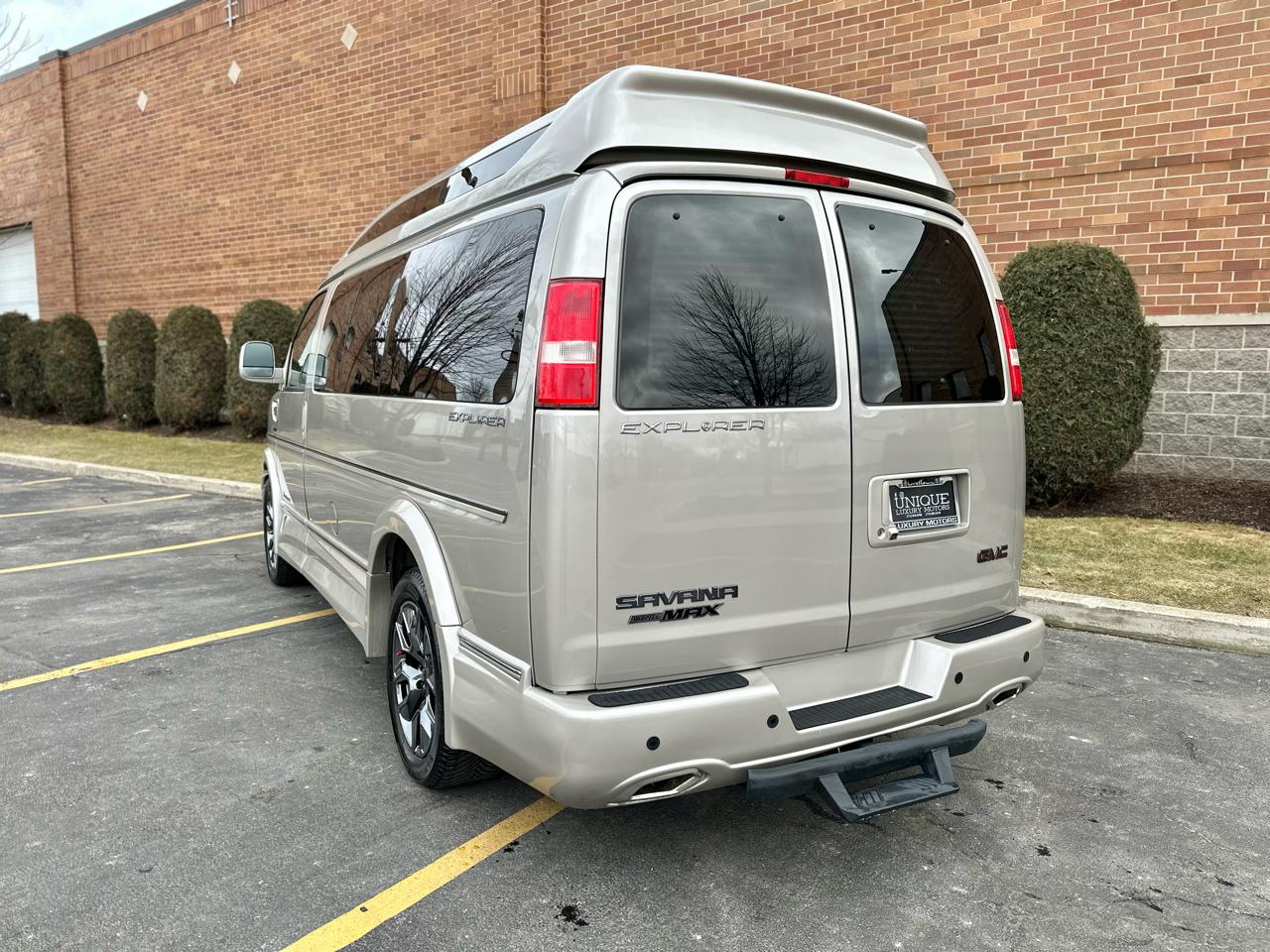 GMC Savana G2500 Cargo 2023