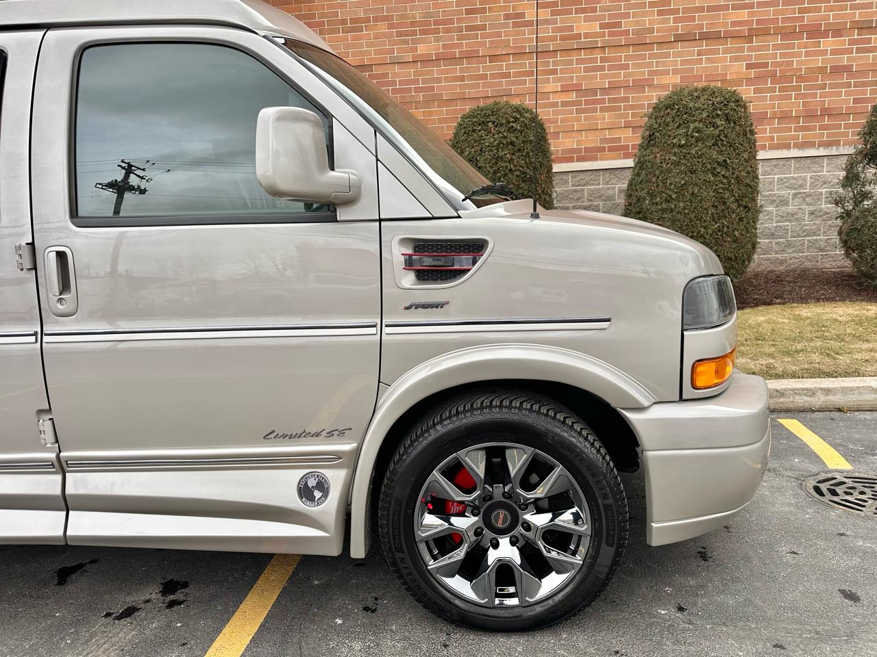 GMC Savana G2500 Cargo 2023