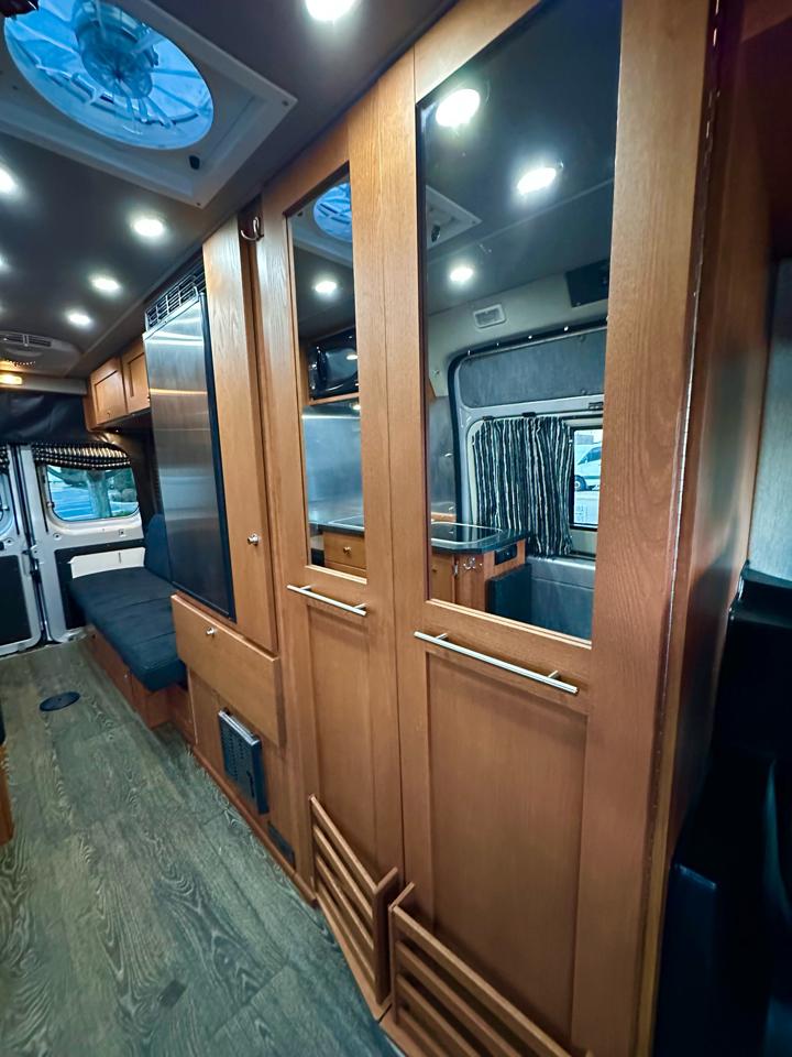 RAM Promaster 3500 High Roof Tradesman 159-in. WB Ext 2016