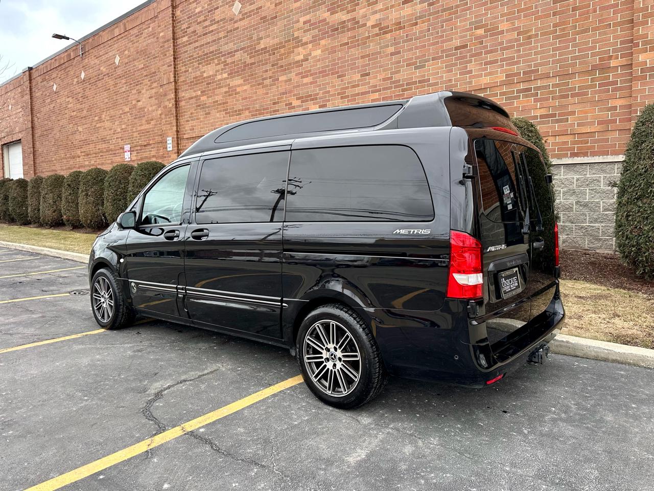 Mercedes-Benz Metris Passenger Van 2020