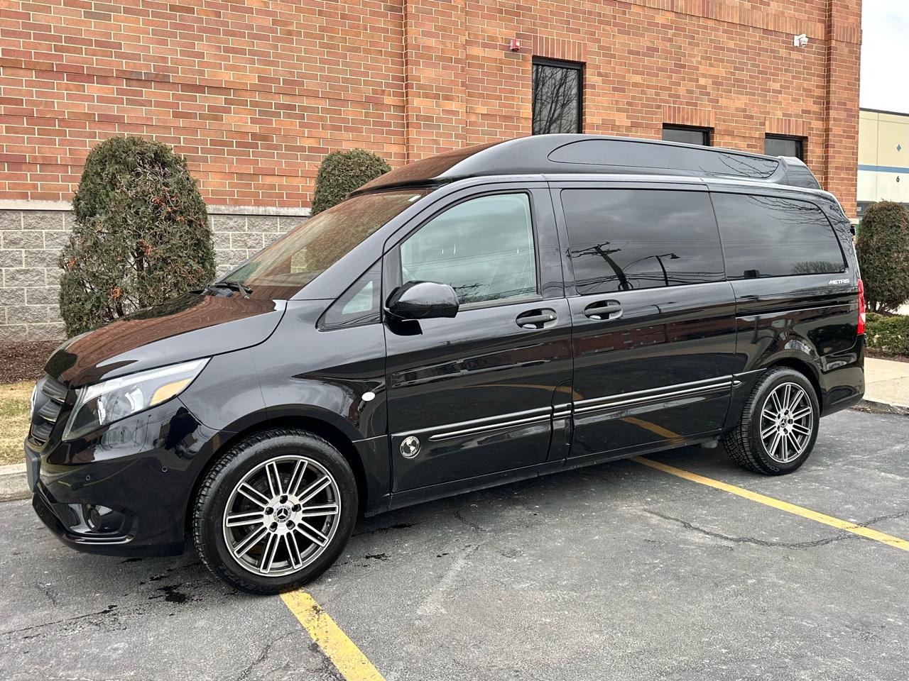Mercedes-Benz Metris Passenger Van 2020