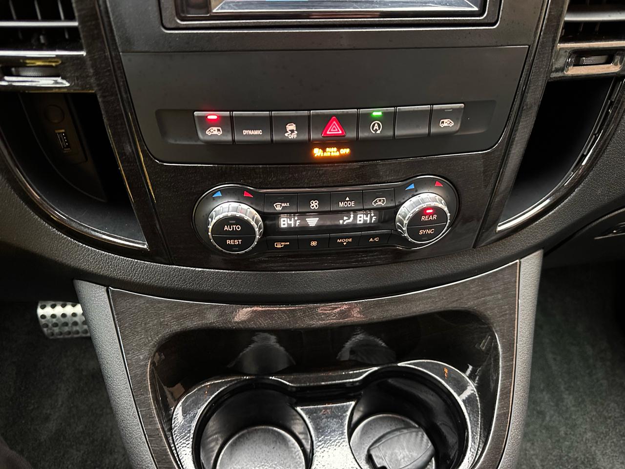 Mercedes-Benz Metris Passenger Van 2020