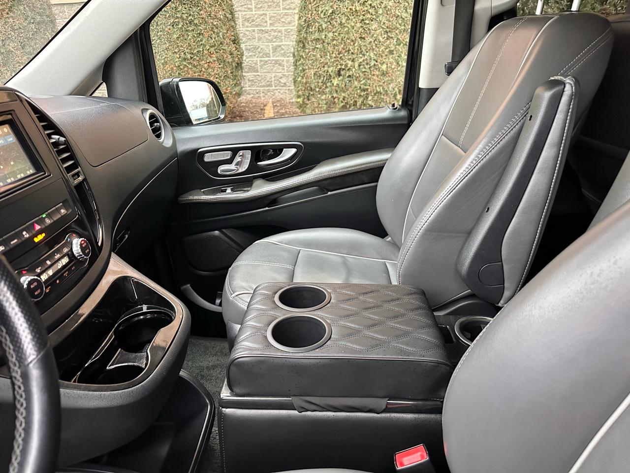 Mercedes-Benz Metris Passenger Van 2020