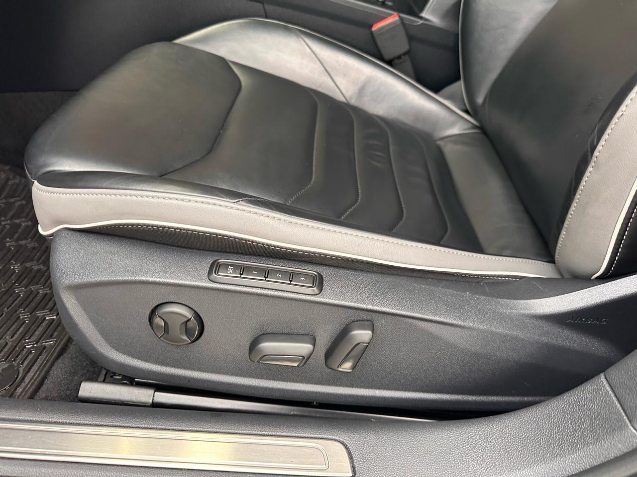 Volkswagen Arteon SEL Premium R-Line 4MOTION w/20" Wheels 2022