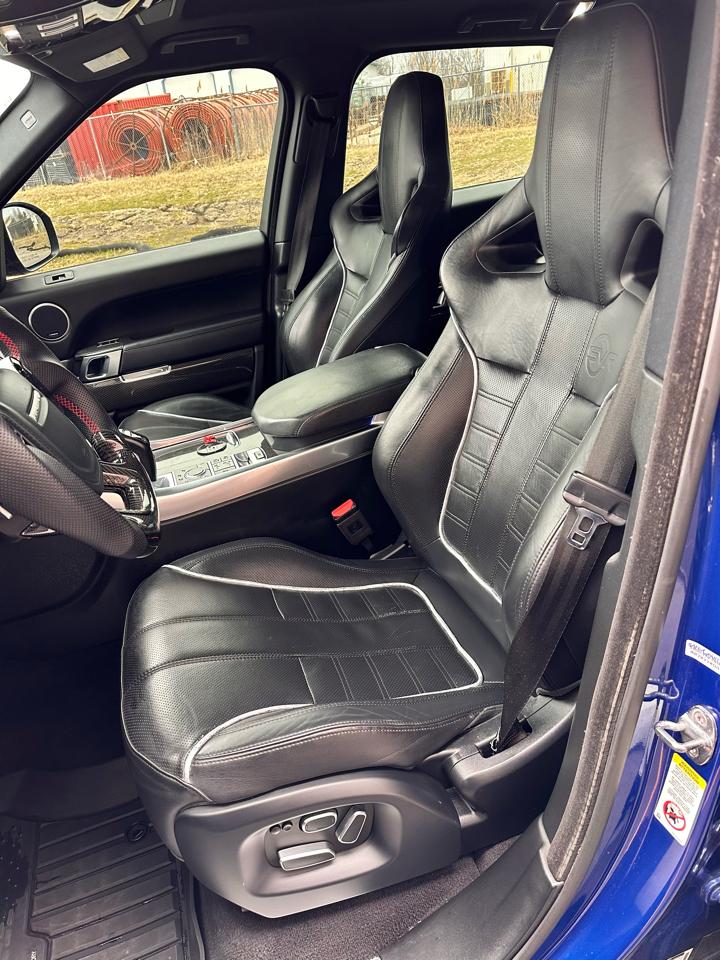 Land Rover Range Rover Sport 4WD 4dr V8 SVR 2015