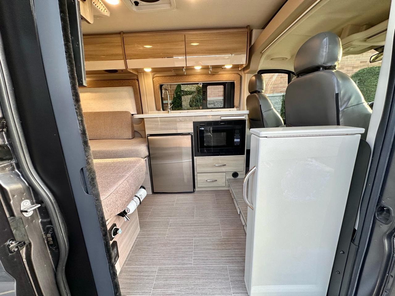 RAM Promaster 3500 High Roof Window Van 2021