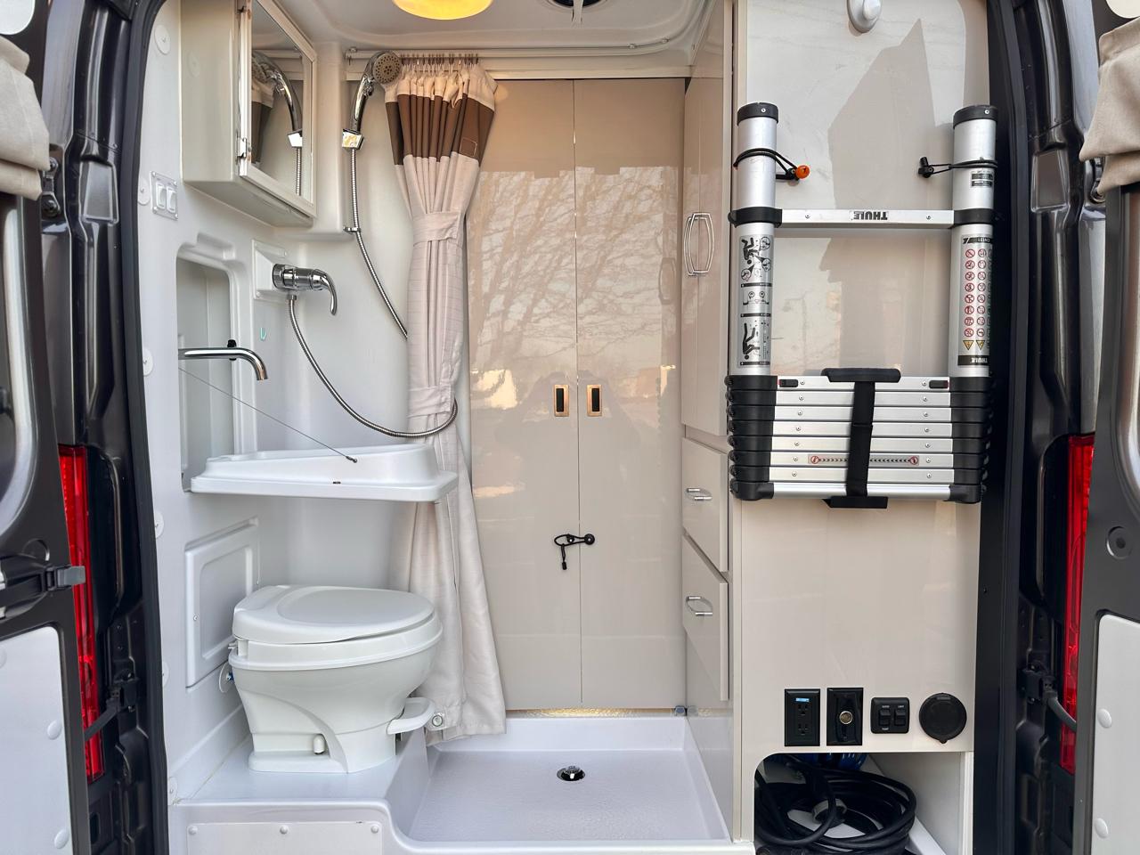 RAM Promaster 3500 High Roof Window Van 2021