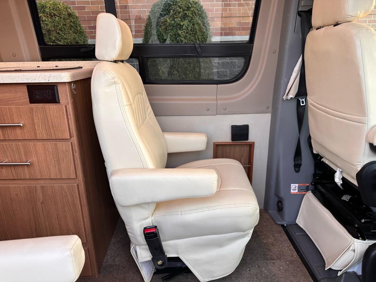 Mercedes-Benz Sprinter 3500 2014