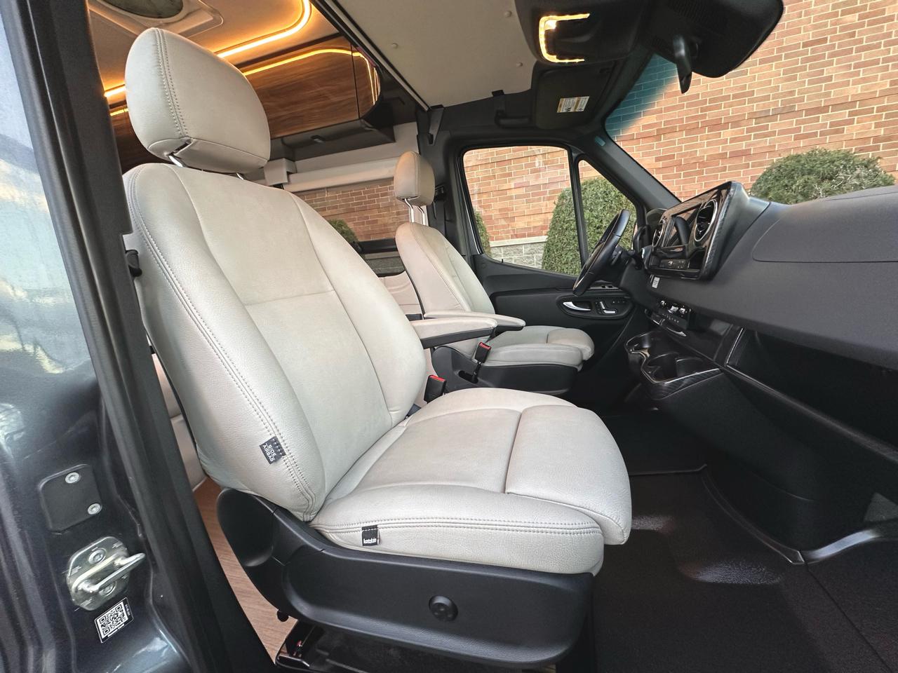 Mercedes-Benz Sprinter 3500 XD 170-in. WB 2022