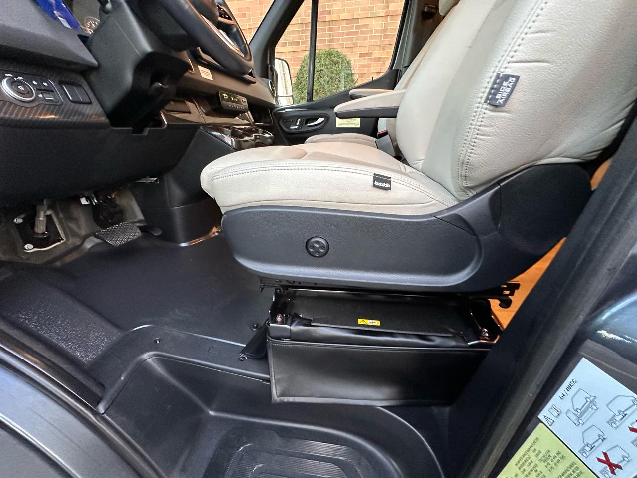 Mercedes-Benz Sprinter 3500 XD 170-in. WB 2022