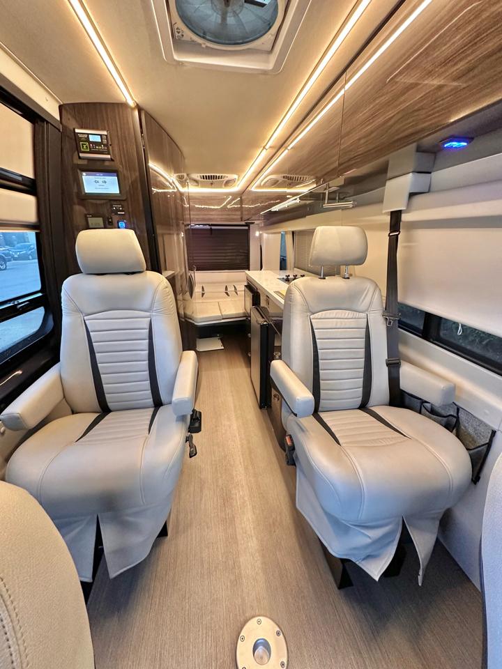 Mercedes-Benz Sprinter 3500 XD 170-in. WB 2022