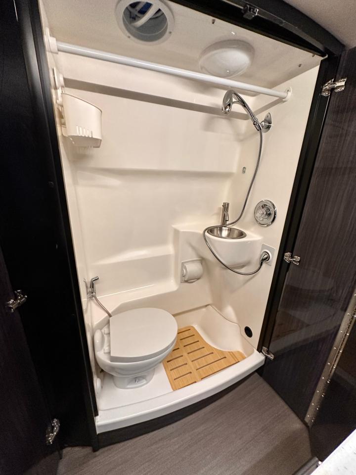 Mercedes-Benz Sprinter 3500 XD 170-in. WB 2022