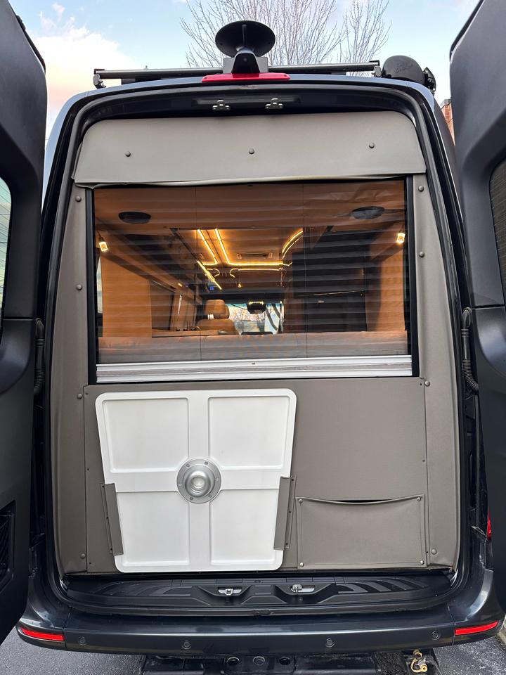 Mercedes-Benz Sprinter 3500 XD 170-in. WB 2022