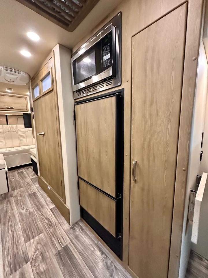 Mercedes-Benz Sprinter 3500 XD 170-in. WB 2021