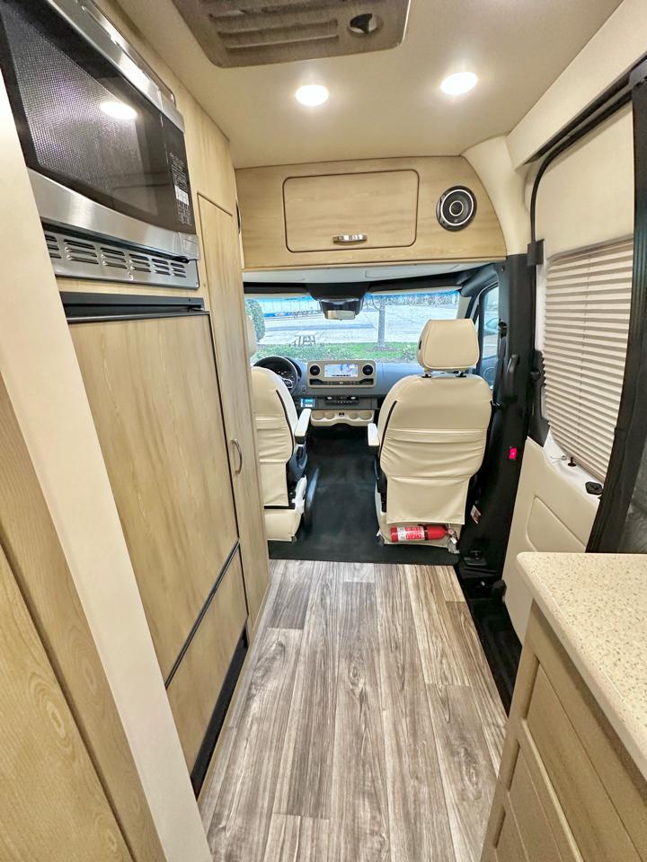 Mercedes-Benz Sprinter 3500 XD 170-in. WB 2021