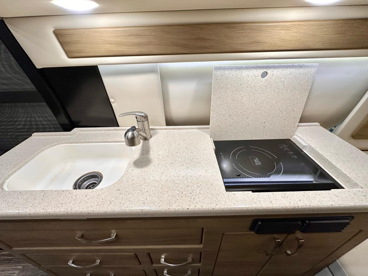 Mercedes-Benz Sprinter 3500 XD 170-in. WB 2021