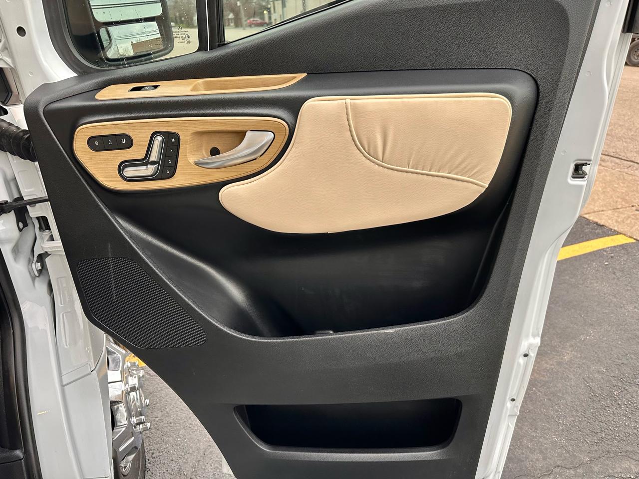 Mercedes-Benz Sprinter 3500 XD 170-in. WB 2021