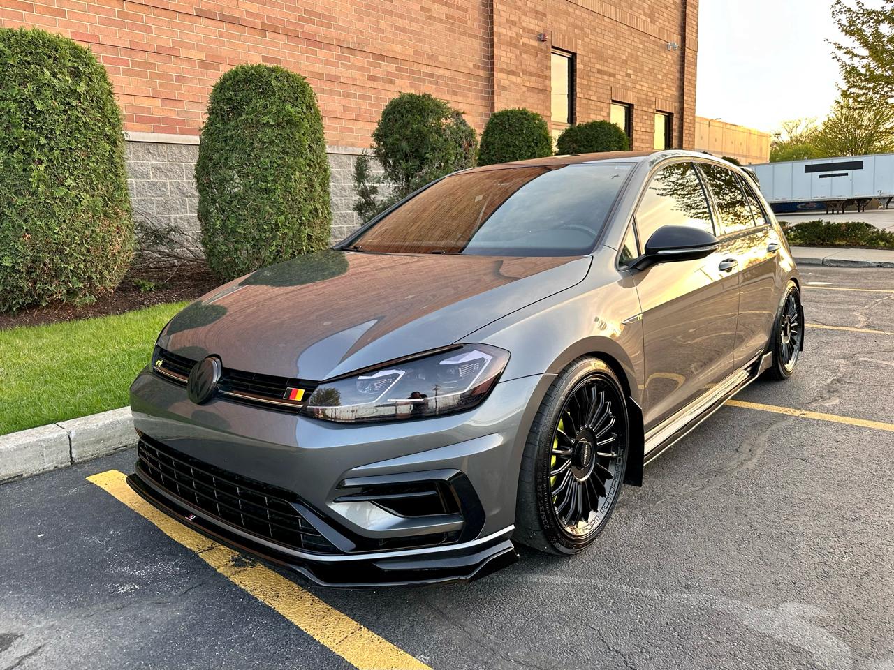Volkswagen Golf R DCS and Navigation 6M 2019
